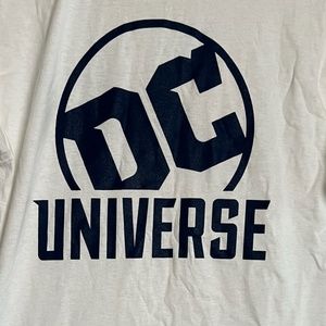 Very Rare Unisex DC Comics DC Universe T-Shirt.  Large